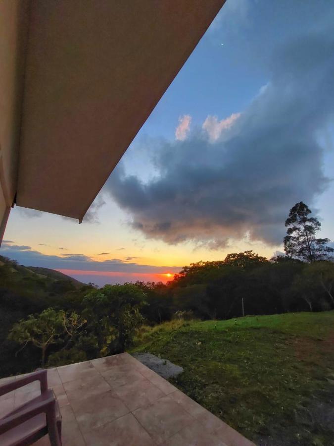 Casa Urraca, Magnifica Vista Al Oceano Pacifico Villa Monteverde Exterior photo